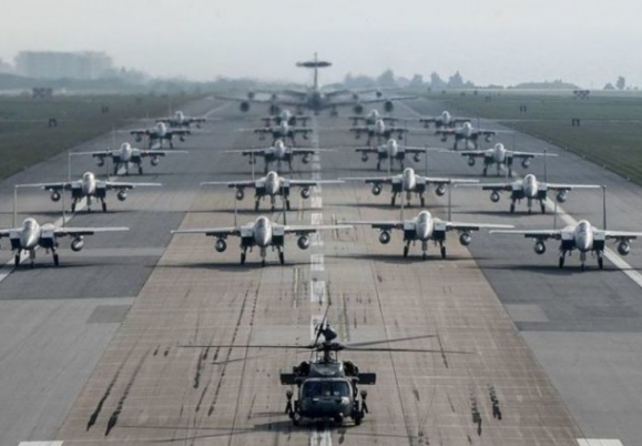 Massive show of US Air Power – ‘Elephant Walk’ Kadena Air Base