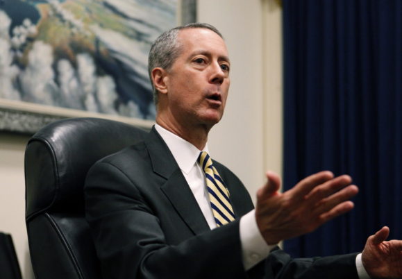 Top Republican: Either change the rules or leave military pay raise alone
