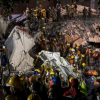 Mexicans Dig Through Quake Rubble as Death Toll Passes 200