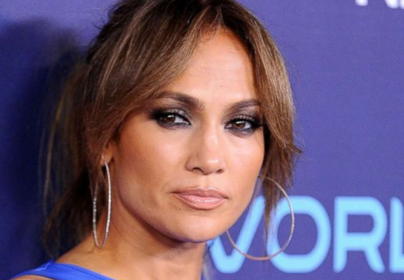 Jennifer Lopez says she hasn