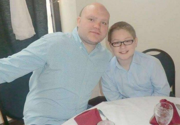 Man loses 100 pounds in a year, assisted by...